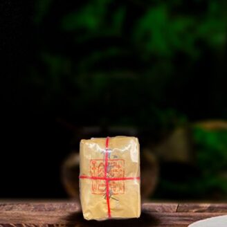 80年代陈香金不换100g熟茶/In the 1980s, Chen Xiangjin did not exchange 100g ripe tea